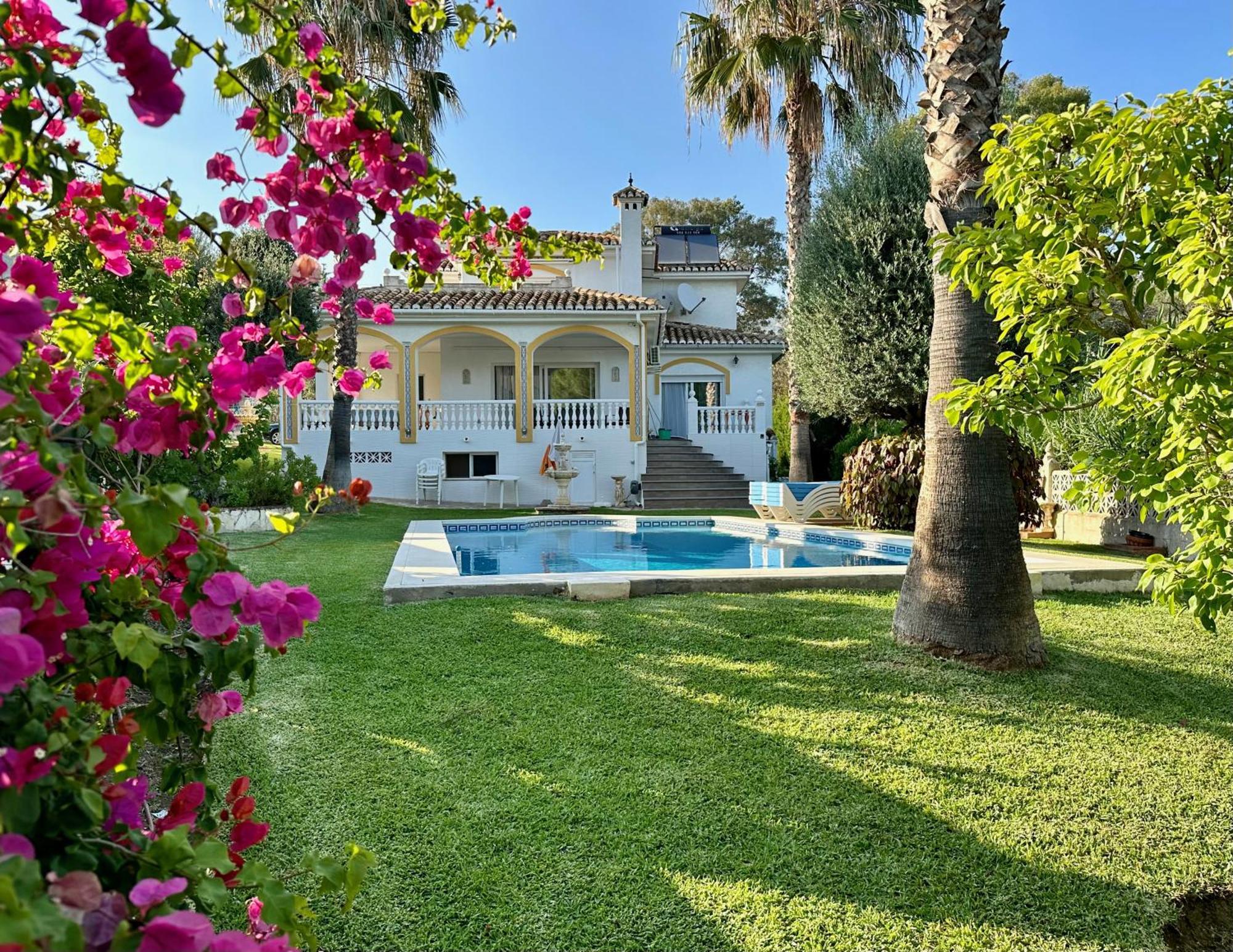 בנאלמדנה Villa Dolce Vita מראה חיצוני תמונה