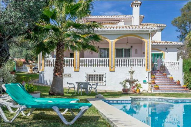 בנאלמדנה Villa Dolce Vita חדר תמונה